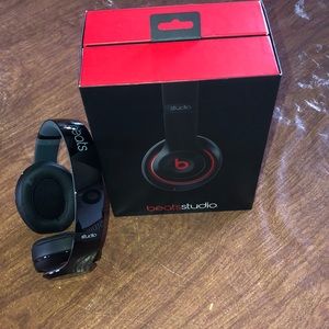 Beats studio headphones
